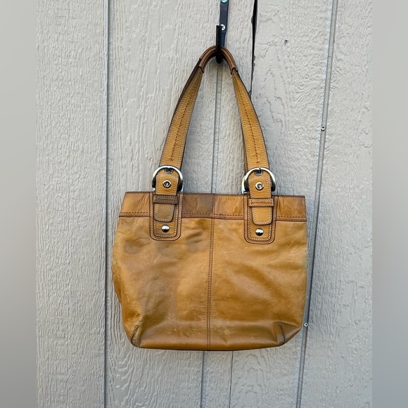 Coach Handbags - Coach Hampton Soho Leather Saffron Shoulder Tote Purse Bag